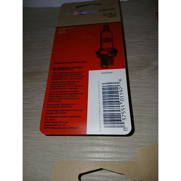 Set Of 8 Champion Spark Plugs 810 RA8HC Single Units 2017 Federal Mogul - Picture 15 of 16